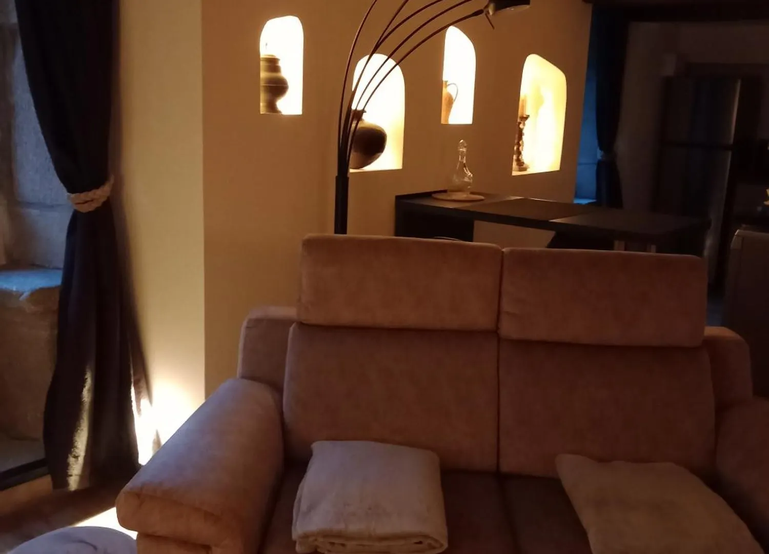 فندق Manoir Du Grand Chene La Vraie-Croix بيت ضيافة